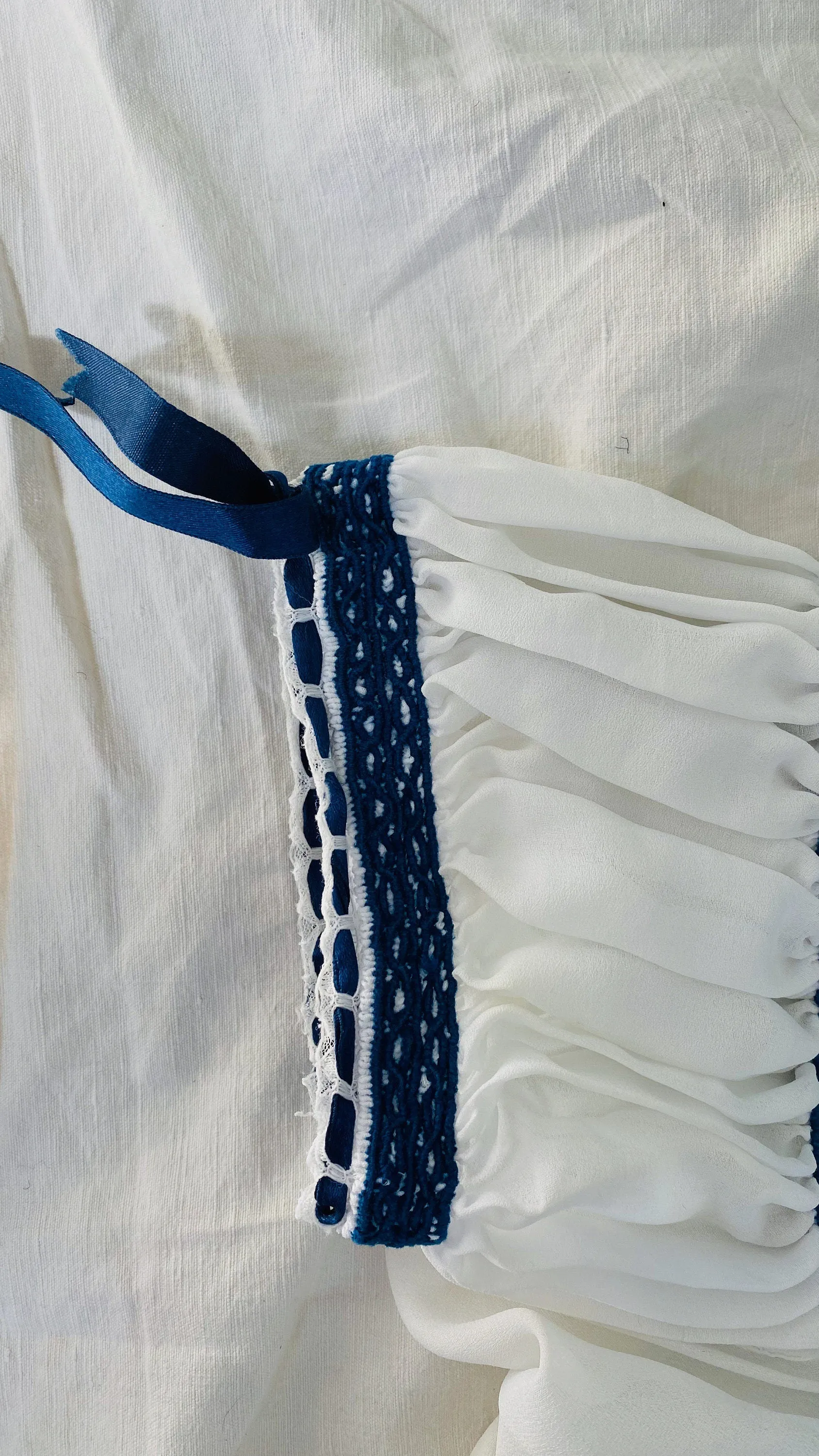 Hand-Embroidered Aguacatenango Blouse. Chiffon.