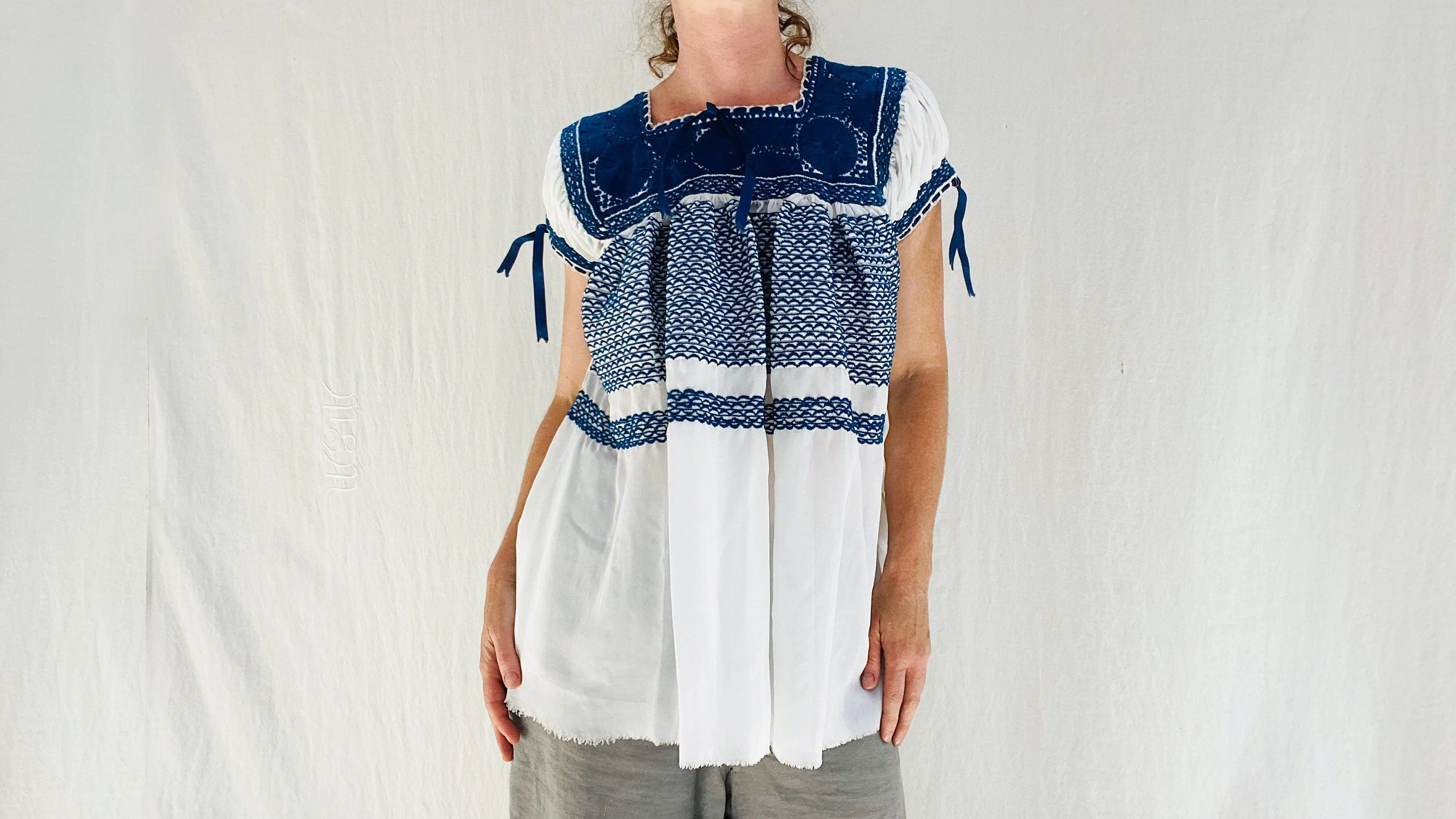 Hand-Embroidered Aguacatenango Blouse. Chiffon.