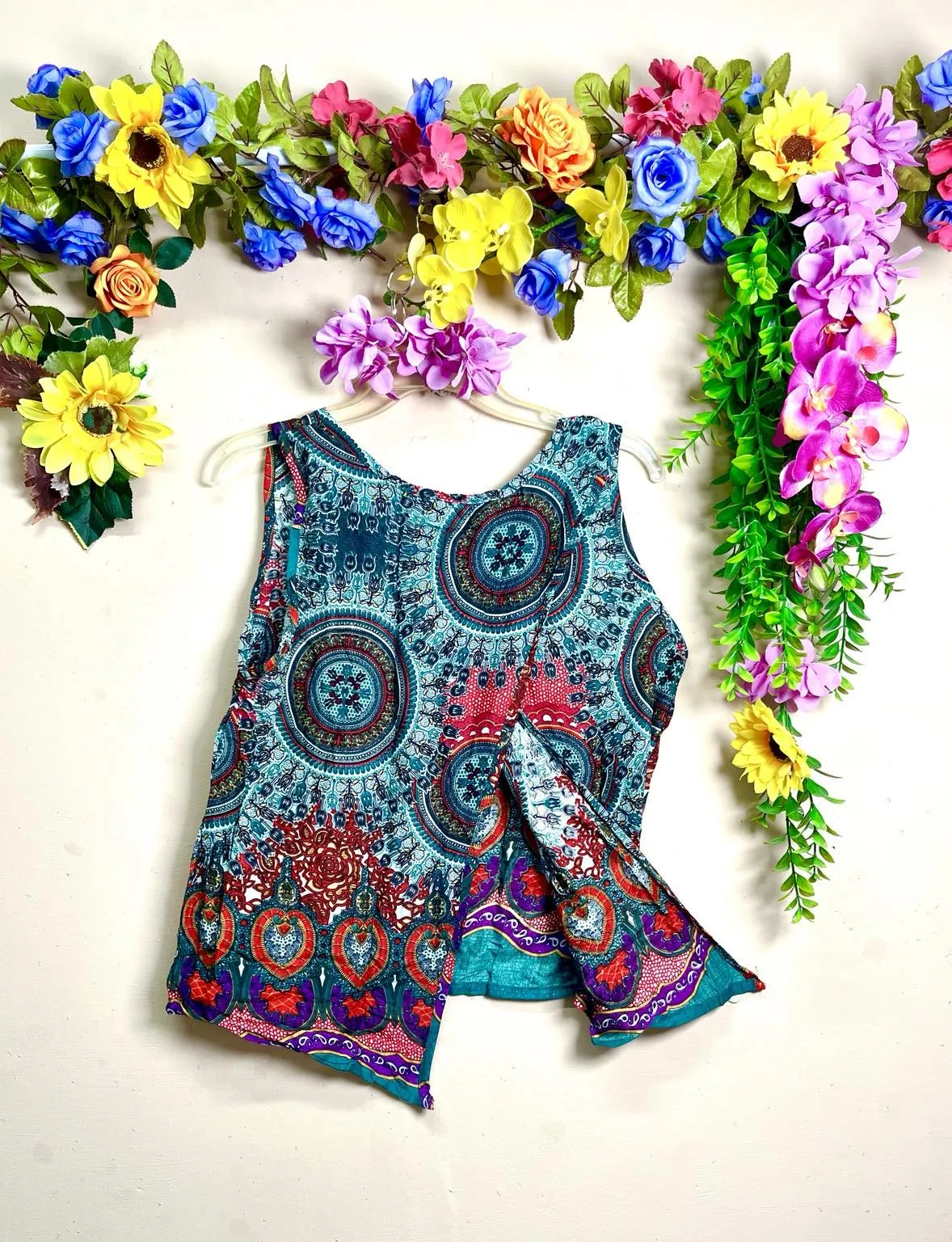 Thai Sleeveless Tank Top