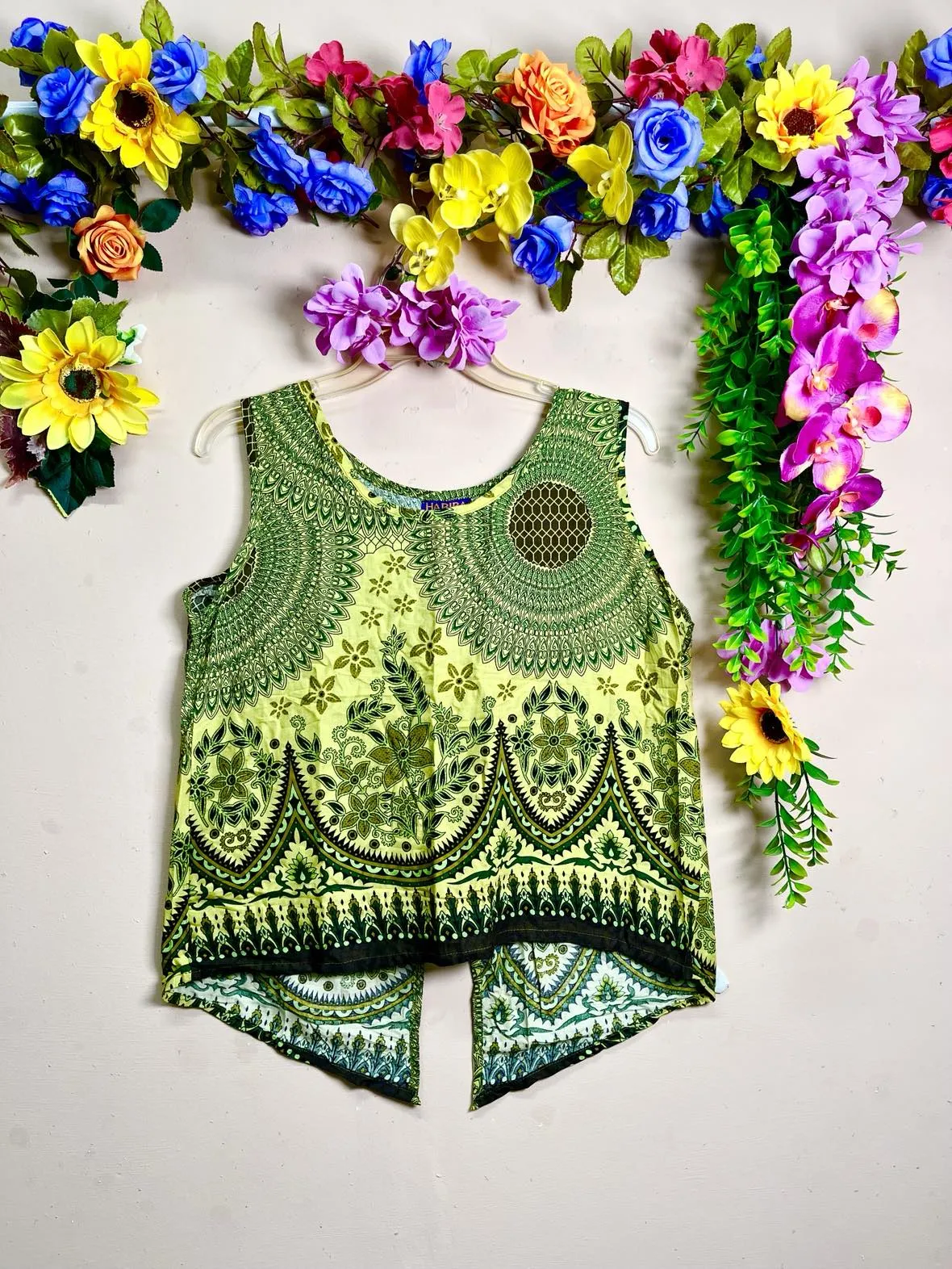 Thai Sleeveless Tank Top